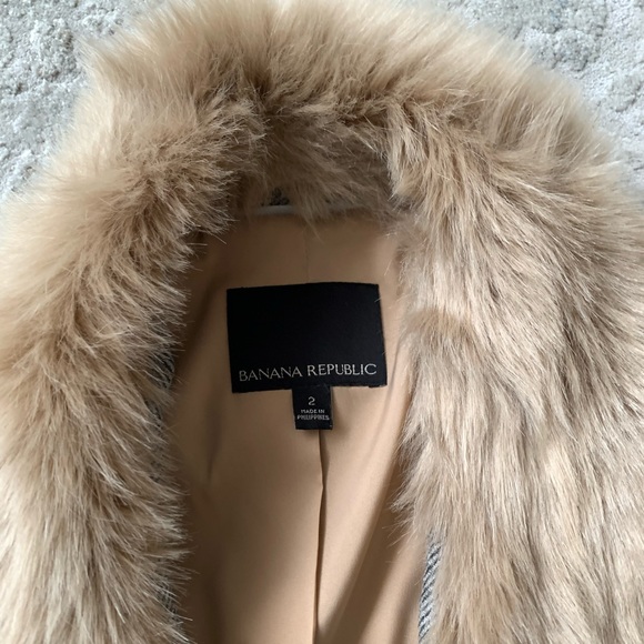 Banana Republic Wool Blazer with Removable Faux Fur - Picture 4 of 13